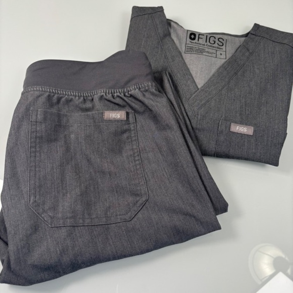 FIGS Women S/XSP Graphite Gray Scrub Set Casma Top/Straight Leg Pant